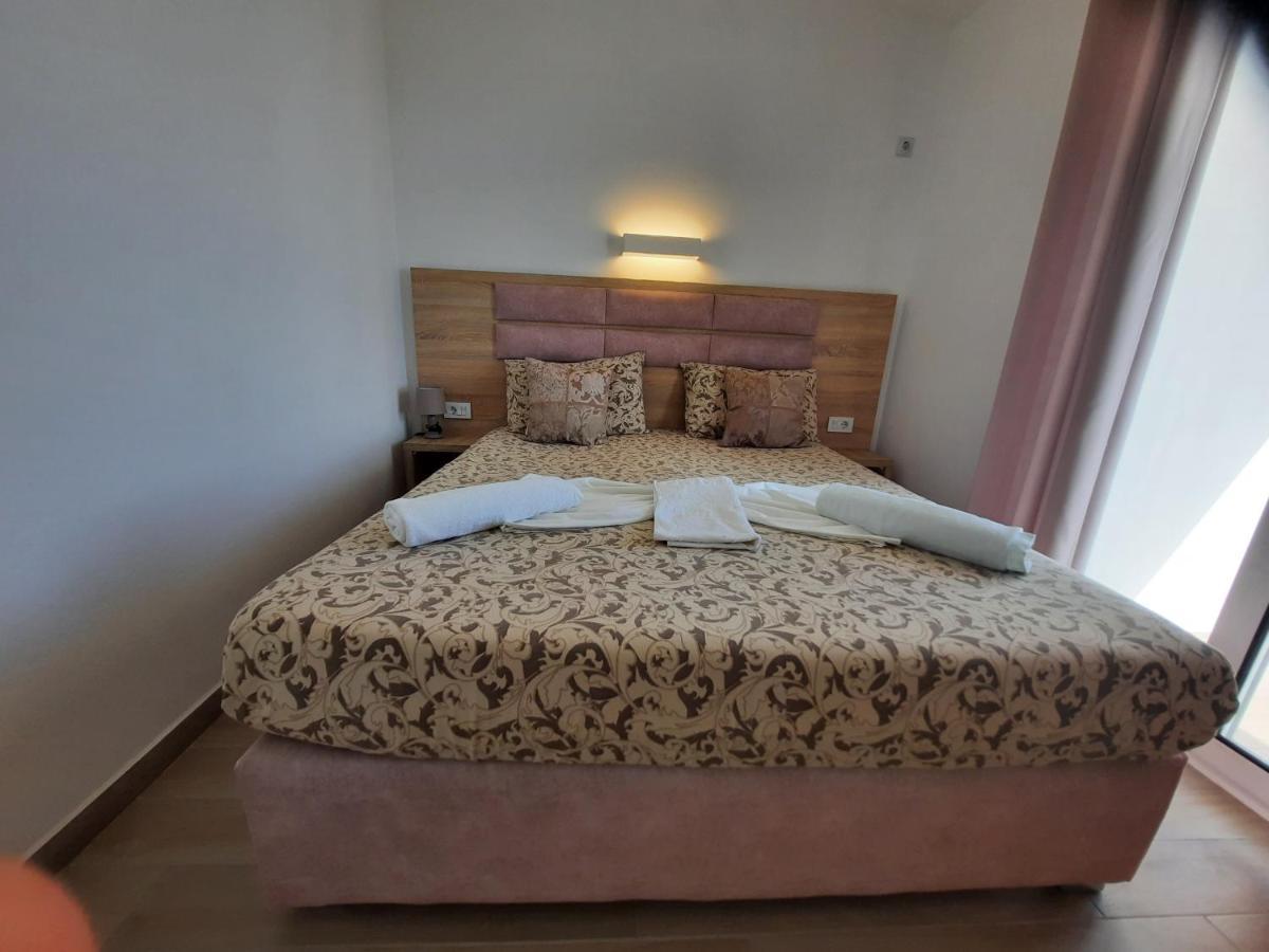 Studio Apartments Jupo 울친 외부 사진