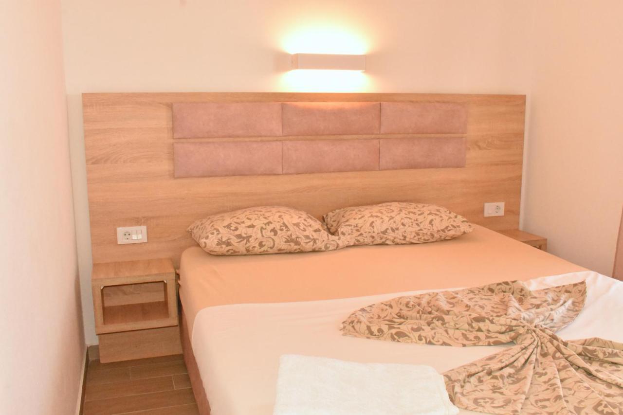 Studio Apartments Jupo 울친 외부 사진