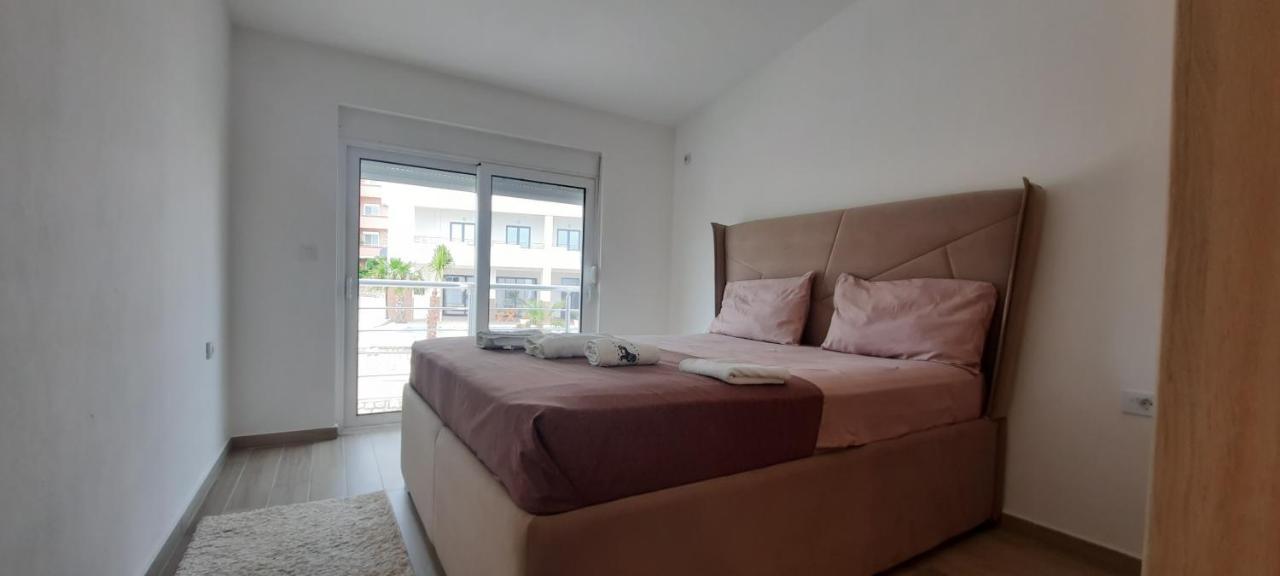 Studio Apartments Jupo 울친 외부 사진