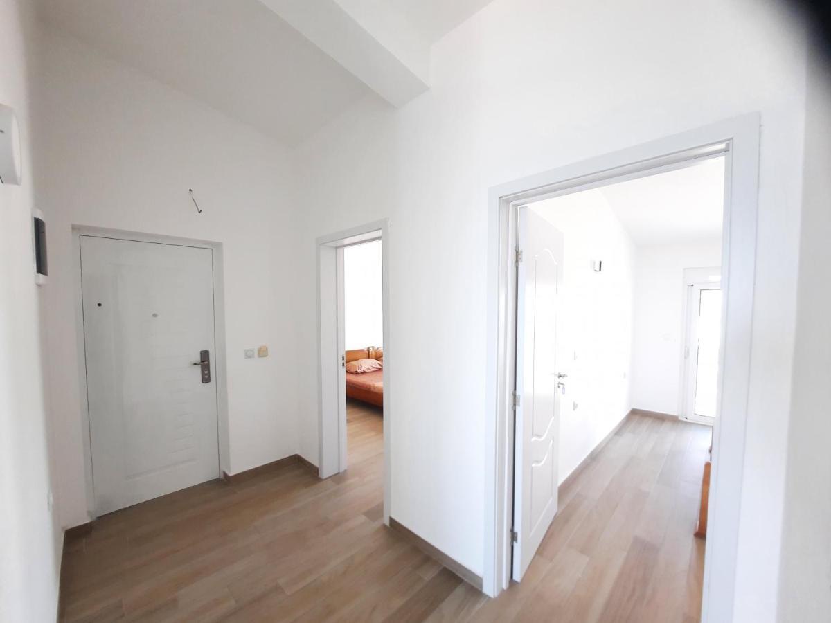 Studio Apartments Jupo 울친 외부 사진