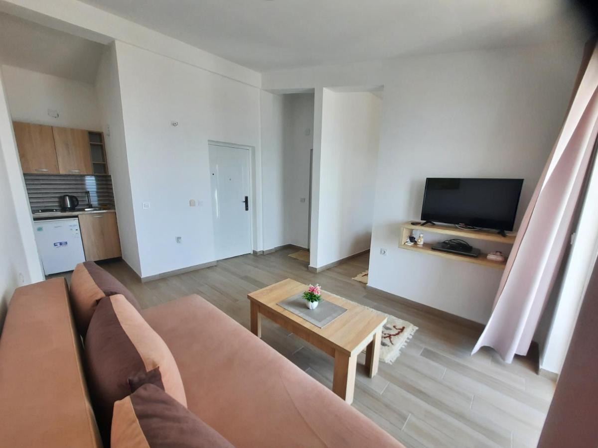 Studio Apartments Jupo 울친 외부 사진