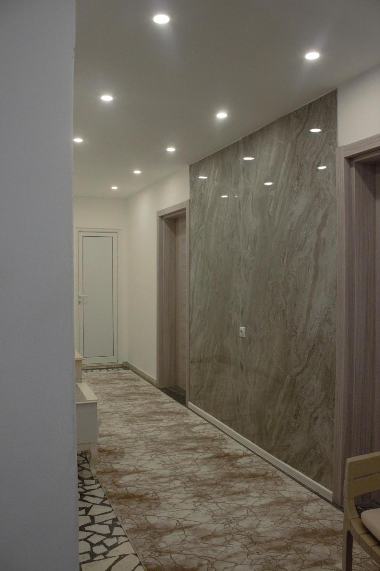 Studio Apartments Jupo 울친 외부 사진